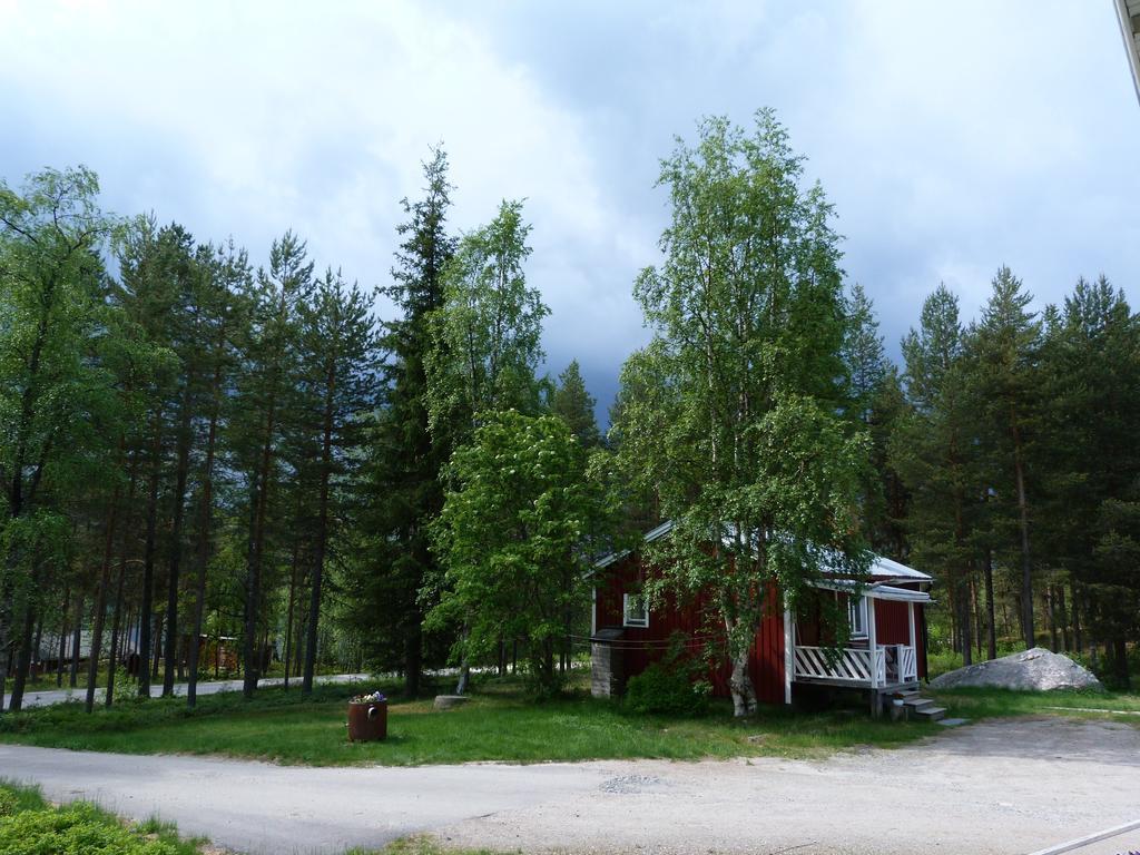Skabram Camping & Stugby Йокмокк Экстерьер фото